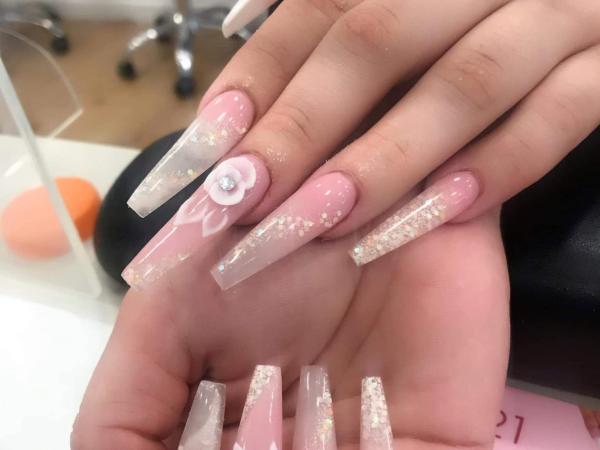 Nails 21 gallery
