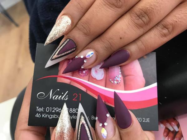 Nails 21 gallery
