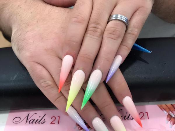 Nails 21 gallery