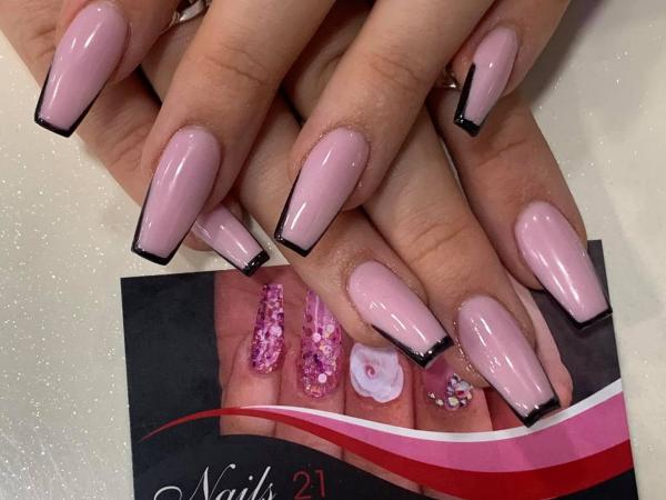 Nails 21 gallery