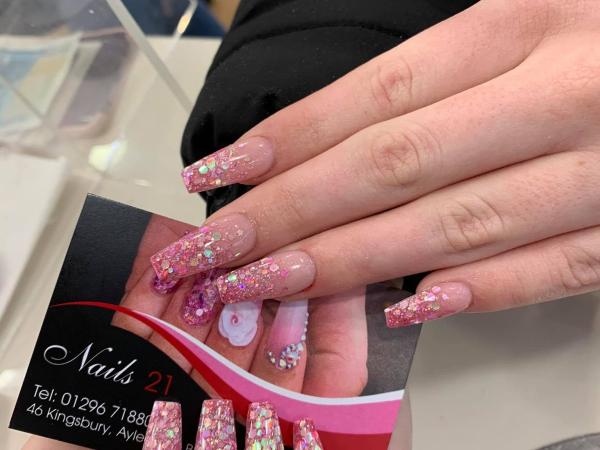 Nails 21 gallery