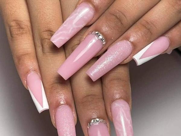 Nails 21