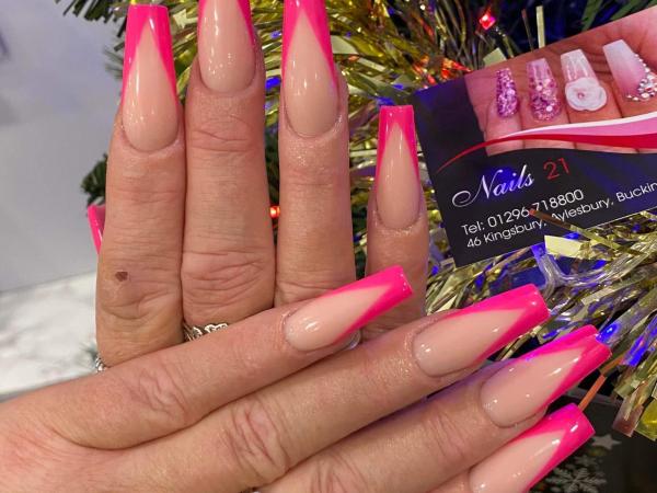 Nails 21 gallery