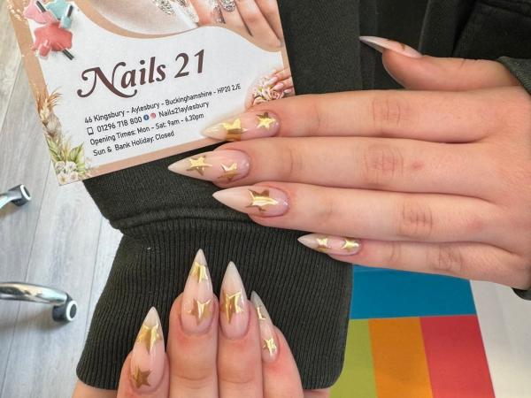 Nails 21 gallery