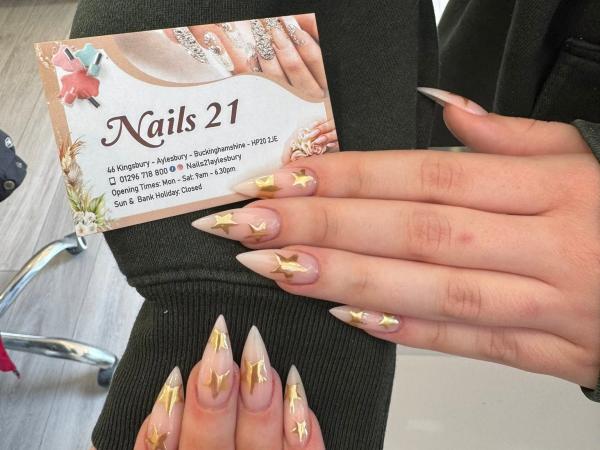 Nails 21 gallery