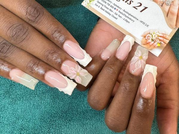 Nails 21 gallery