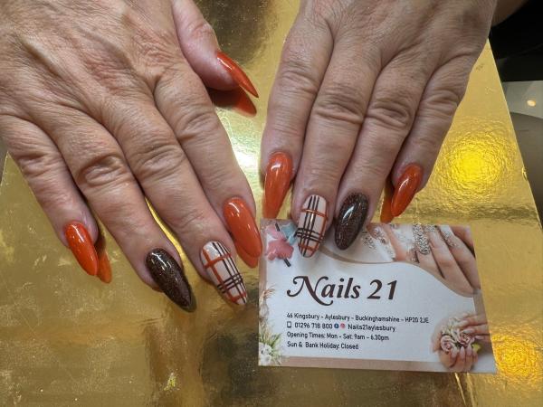 T/O and New Gel on Hands